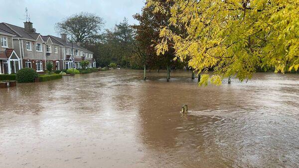 实时更新:米德尔顿已过潮峰,不再发生洪水;都柏林威克洛橙色预警 实时更新:米德尔顿已过潮峰,不再发生洪水;都柏林威克洛橙色预警