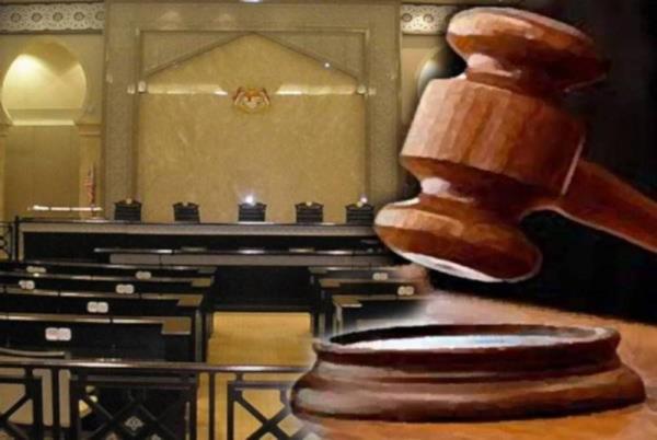 76岁的男子被判死刑,其中9人被减为30年监禁 76岁的男子被判死刑,其中9人被减为30年监禁