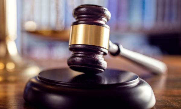 一名男子因前往阿拉巴马州与13岁女孩发生性关系而被判终身监禁 一名男子因前往阿拉巴马州与13岁女孩发生性关系而被判终身监禁