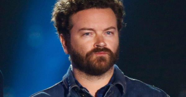 公共卫生部长在卓越之星奖表彰28名雇员 公共卫生部长在卓越之星奖表彰28名雇员