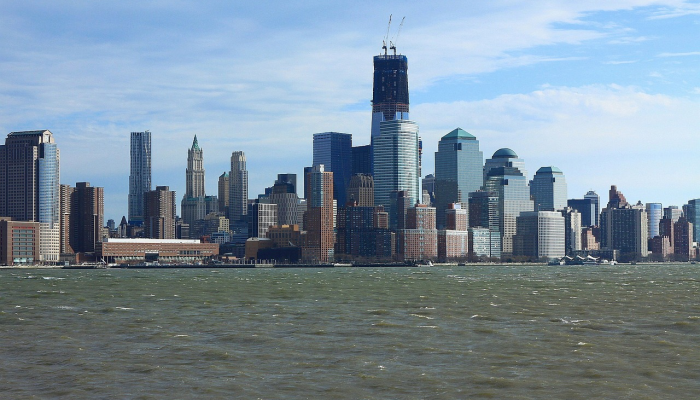 吕宋岛中部的工人获得10比索的加薪