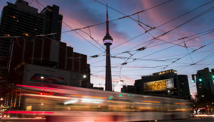 多哈市中心Msheireb以“Baraha电影之夜”重新点燃电影魔力
