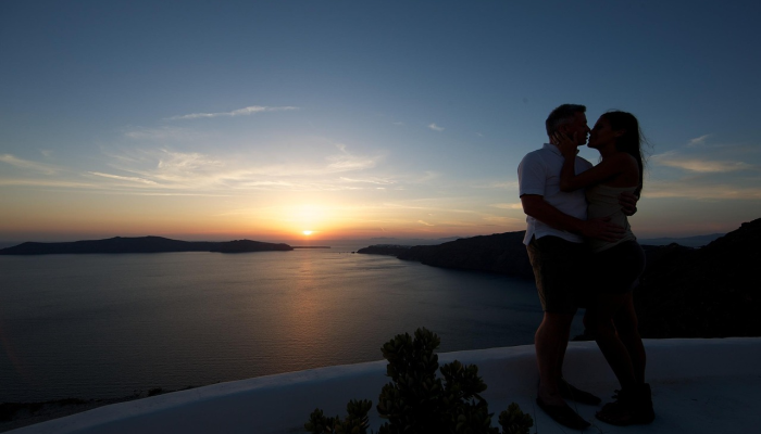 一对夫妇利用委内瑞拉高级官员在佛罗里达州的空宅骗取了超过1.8亿雷亚尔的银行资金