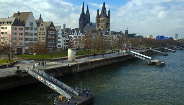 埃尔比勒准备迎接新年庆祝活动的游客