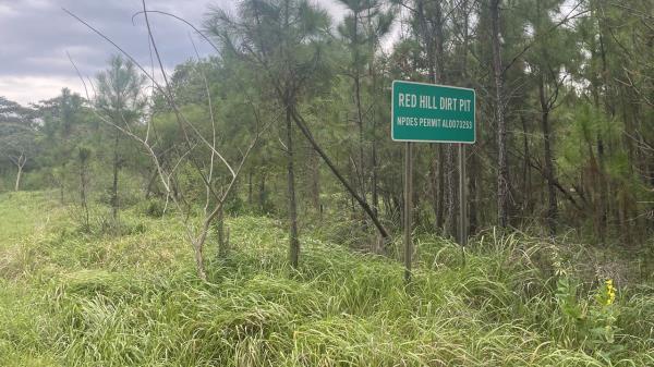 居民抗议后，县政府投票反对重开红山垃圾填埋场