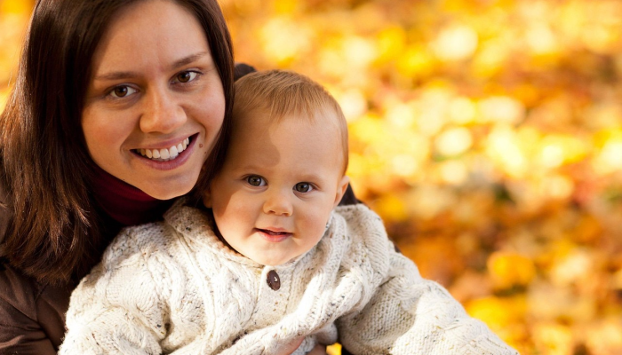 哈佛公园撞车事故,父亲、女儿遇难,母亲和蹒跚学步的孩子受重伤 哈佛公园撞车事故,父亲、女儿遇难,母亲和蹒跚学步的孩子受重伤
