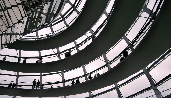 威尔科关闭了第一家商店