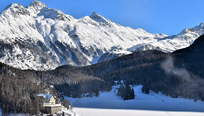 世界杯滑雪比赛因恶劣天气取消