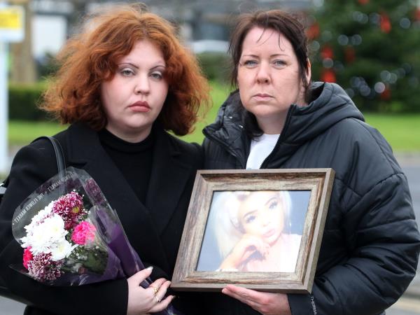 伊芙·克利里：伤心欲绝的妈妈说女儿躺在被尿浸透的水槽旁受苦