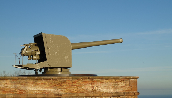 伊朗称无人机袭击目标是伊斯法罕的国防设施 伊朗称无人机袭击目标是伊斯法罕的国防设施