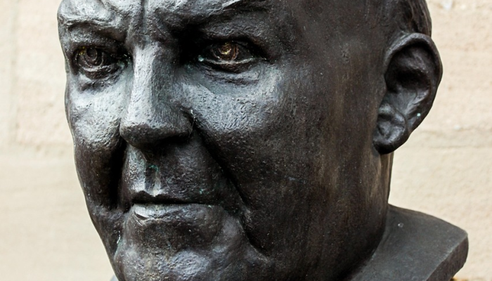 英国前财政大臣阿利斯泰尔·达林去世,享年70岁 英国前财政大臣阿利斯泰尔·达林去世,享年70岁