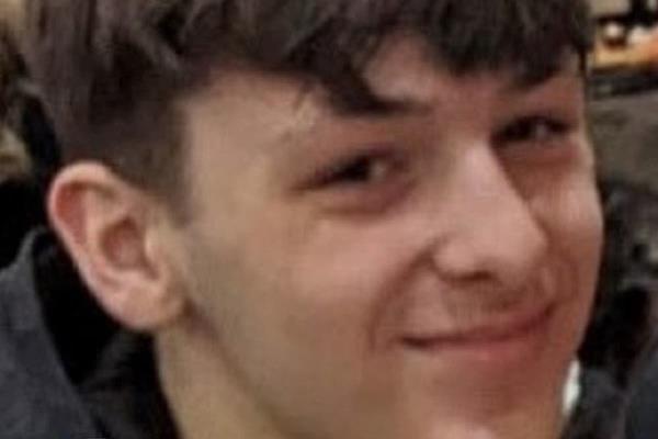 在泰尔·尼科尔斯案件中被解雇的警官受到了轻微的训斥 在泰尔·尼科尔斯案件中被解雇的警官受到了轻微的训斥