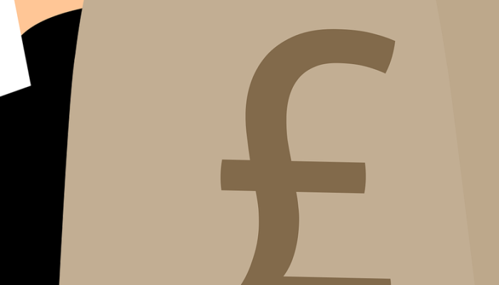 英国8月零售销售复苏，服装支出增加