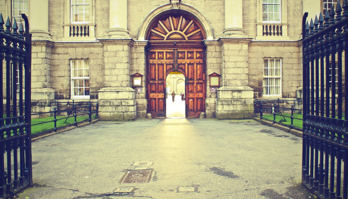 这所社区大学165名全职教员中只有1名黑人为什么校园难以实现多样性？蒙特雷先驱报