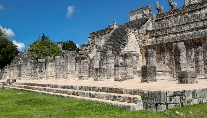修复开罗历史悠久的清真寺被批评为“文化侵蚀”