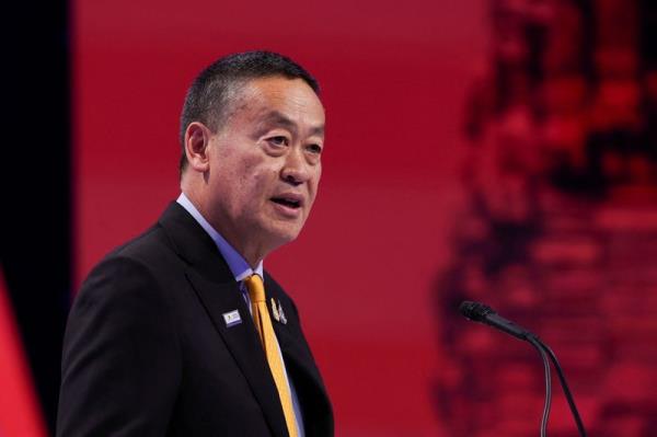 泰国总理发誓要解决非正式债务问题以重振经济