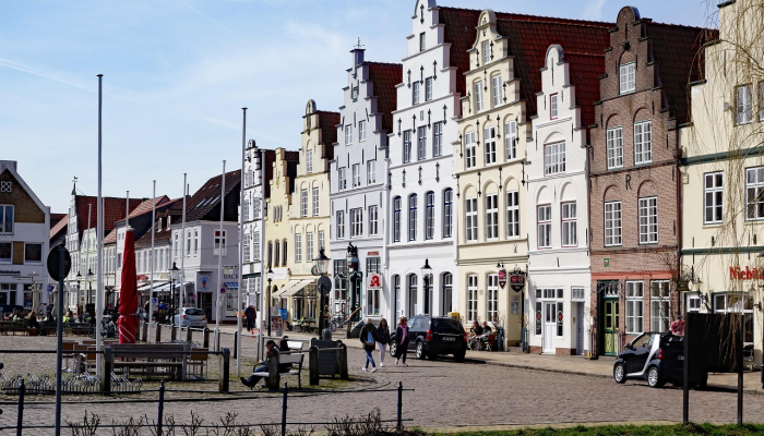 观看|里希·苏纳克在接待荷兰首相时被挡在唐宁街10号官邸门外 观看|里希·苏纳克在接待荷兰首相时被挡在唐宁街10号官邸门外