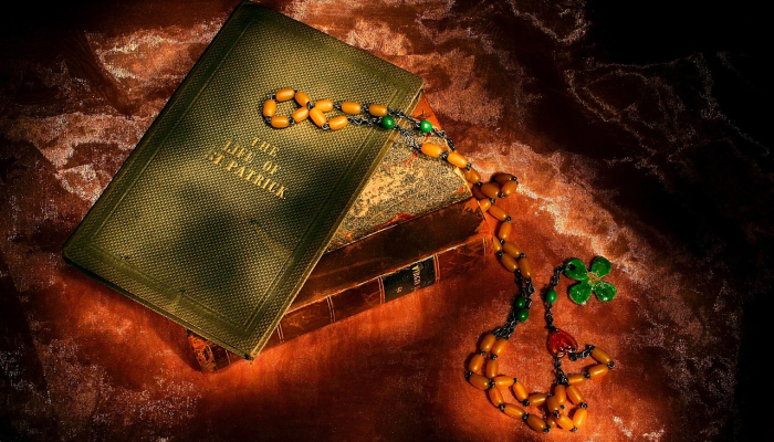 科技观点：俏皮的形式内酒吧蜡烛每周到期漂亮的交易者应该在周五做什么