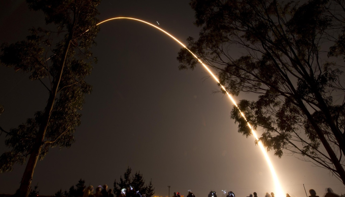 (LEAD)韩国在新西兰为卫星星座项目发射的纳米卫星