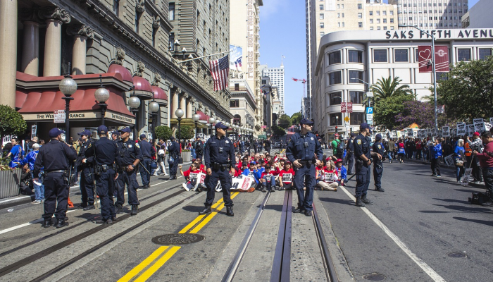 万能开挂辅助“微乐红中麻将必赢神器”(原来确实是有挂) 万能开挂辅助“微乐红中麻将必赢神器”(原来确实是有挂)