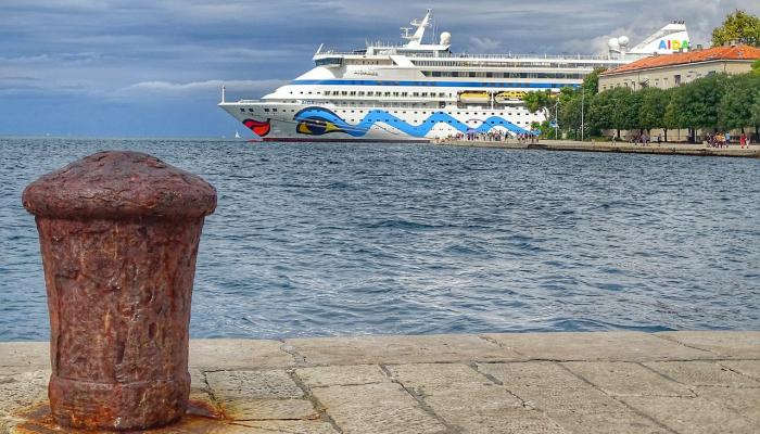 如果亨特使用英国央行悲观的预测,他将提高英国的税收 如果亨特使用英国央行悲观的预测,他将提高英国的税收