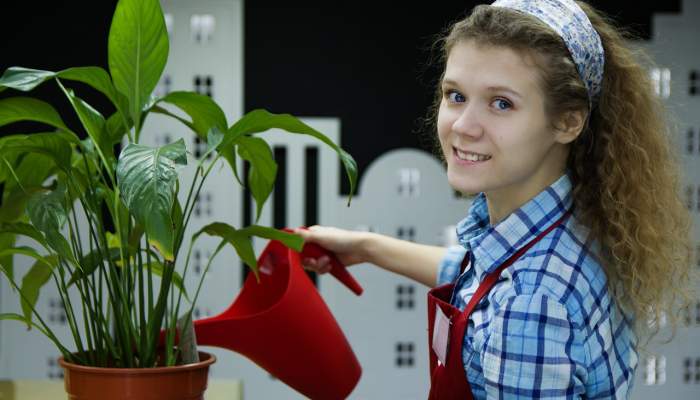 一名男子在袭击三名青少年后被捕