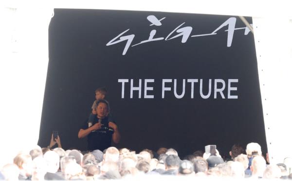 玩家辅助神器：“yy比鸡好牌辅助!分享用挂教程