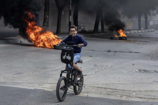 《Baldur’s Gate 3》的Astarion听起来就像Stewie Griffin的《Fans In Agony》