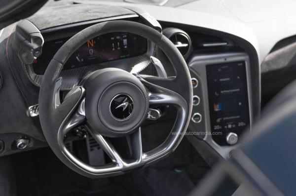 “第28届联合国气候变化大会的好朋友”：莫迪会见意大利总理梅洛尼，她随后发布了与总理的自拍