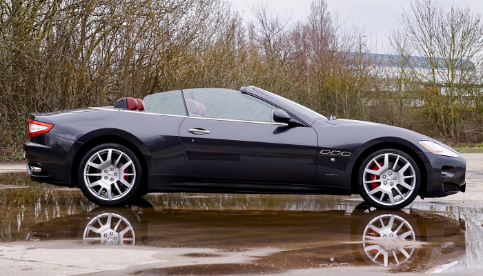 玛莎拉蒂车:意大利豪华与优雅的代名词 玛莎拉蒂车:意大利豪华与优雅的代名词