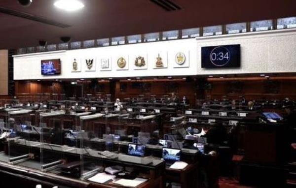 Dewan Negara向前参议员Lihan Jok, Maglin D'Cruz的家人表示哀悼