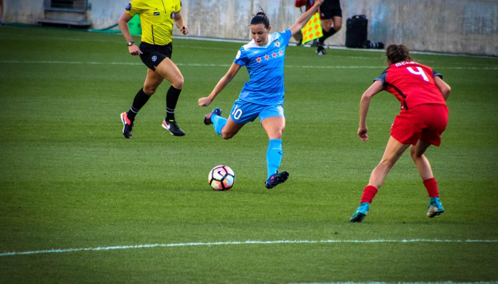 福登的两粒进球激励曼城在德比战中反超曼联 福登的两粒进球激励曼城在德比战中反超曼联