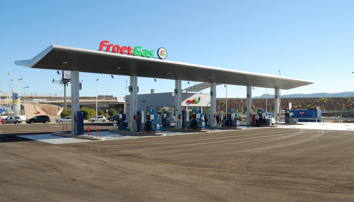 法国南部洪水淹没汽车,7人失踪:官方消息 法国南部洪水淹没汽车,7人失踪:官方消息