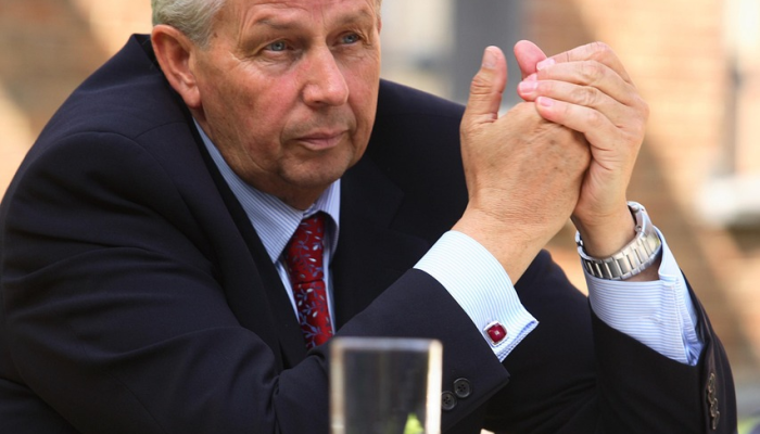 法雷尔回归,史密斯成为英格兰首个后卫首发 法雷尔回归,史密斯成为英格兰首个后卫首发