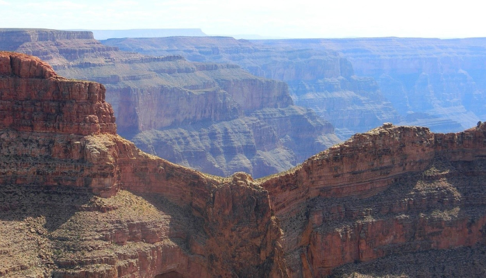 信托银行披露了“大规模”裁员计划，这是7.5亿美元裁员计划的一部分