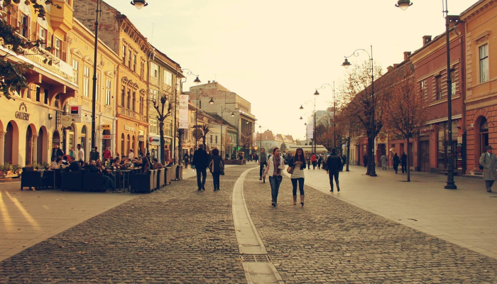 俄罗斯加强了对乌克兰东部的袭击