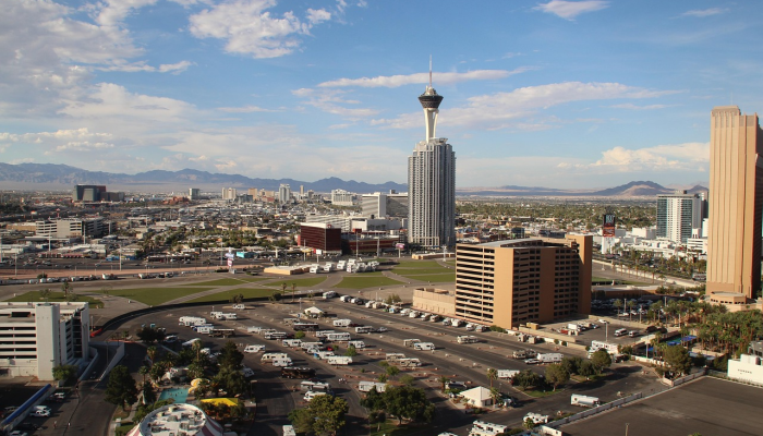 圣地亚哥的旅游业正在蓬勃发展酒店的销售额正在急剧下降到底发生了什么事? 圣地亚哥的旅游业正在蓬勃发展酒店的销售额正在急剧下降到底发生了什么事?