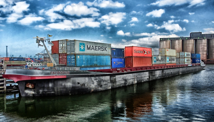 多佛:预计今年夏天复活节港口10小时的排队不会重演 多佛:预计今年夏天复活节港口10小时的排队不会重演