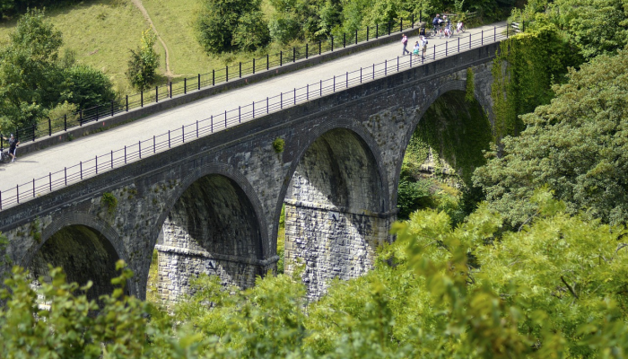 在冬天的公路旅行中,用这个屋顶防水包让你的装备保持干燥,现在优惠45% 在冬天的公路旅行中,用这个屋顶防水包让你的装备保持干燥,现在优惠45%