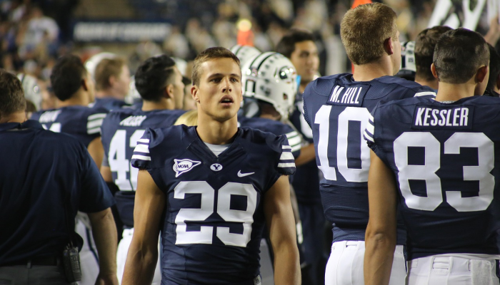 扎克·约翰逊准备放走莱德杯的纯种马 扎克·约翰逊准备放走莱德杯的纯种马