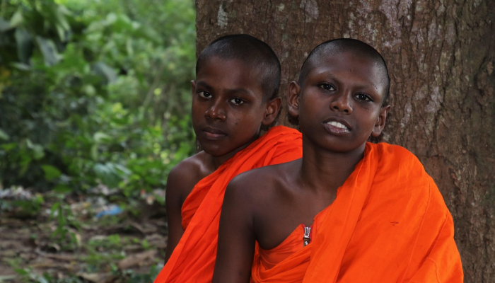 少年在法庭上高呼“邪恶的”博比·查尔顿后 少年在法庭上高呼“邪恶的”博比·查尔顿后