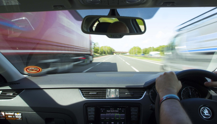 加州正在酝酿关于自动驾驶半卡车的战争