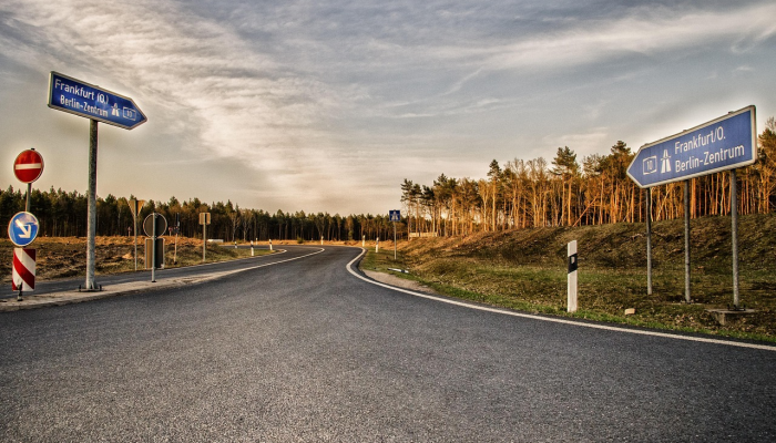地震后日本核电站发生三米高海啸 地震后日本核电站发生三米高海啸