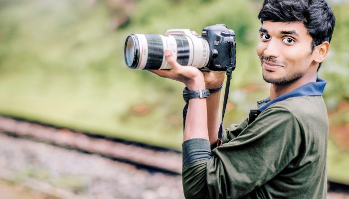 “严重的轻罪需要严厉的惩罚”：道德委员会报告对麻花莫伊特拉的看法