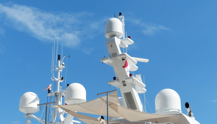 在特朗普被定罪后，哈钦森制定了赢得共和党提名的策略