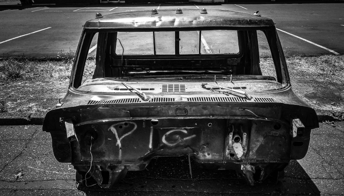 卡车司机在睡觉前买了爱荷华州的彩票，但他的中奖把他吵醒了