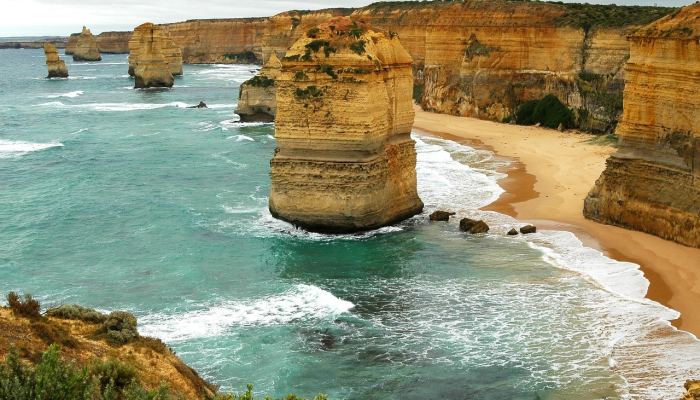 在澳大利亚黄金海岸冲浪:价格,条件和初学者需要知道的 在澳大利亚黄金海岸冲浪:价格,条件和初学者需要知道的