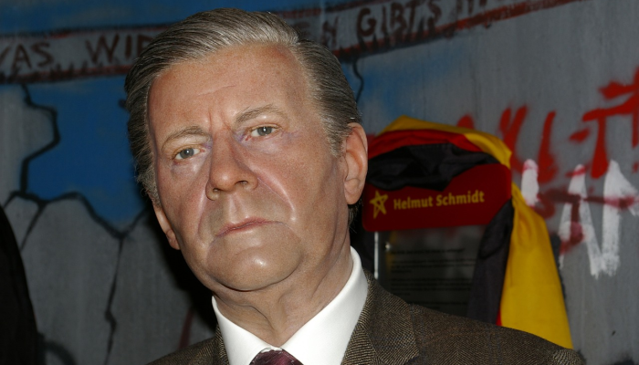 奥里萨邦男子因“婚外情”杀死妻子，带着她的头颅走向警察局