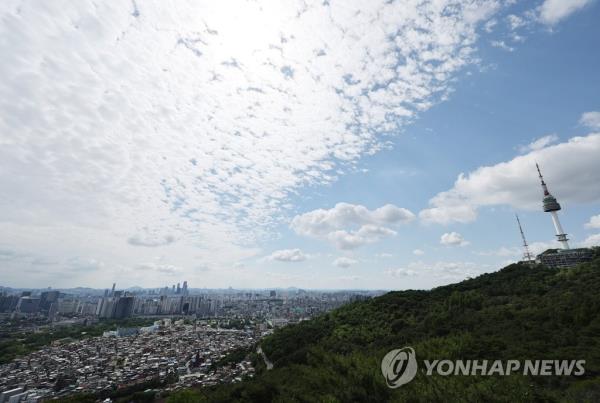 This file photo, taken May 29, 2023, shows clear skies from Namsan, Seoul. (Yonhap)