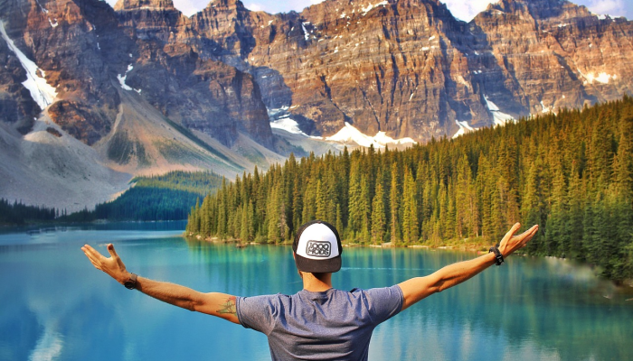 四人因英吉利海峡六名阿富汗移民死亡而被指控 四人因英吉利海峡六名阿富汗移民死亡而被指控